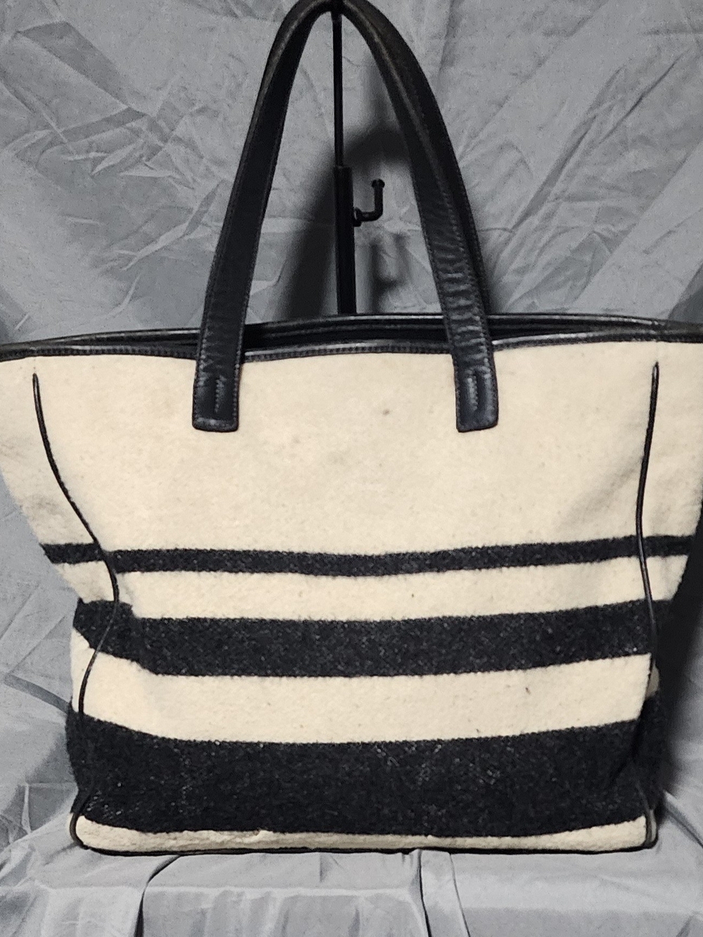 Vintage Coach Wool Black & Ivory Striped Shoulderbag Large Purse - Picture 3 of 7